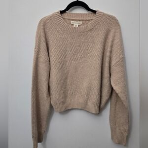 NEW Happlily Grey Tan Sweater